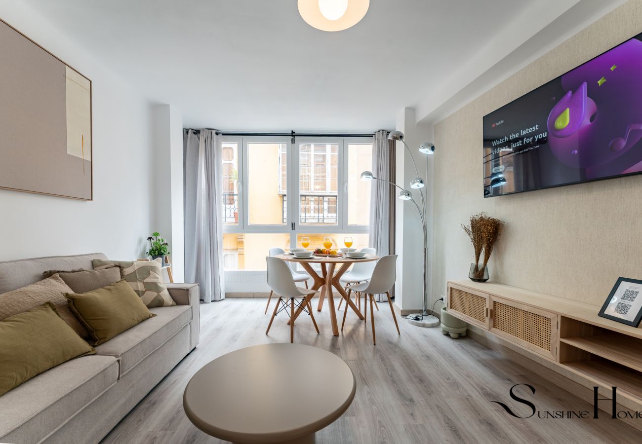 Appartement à Malaga - Appartement moderne 2 chambres dans le centre historique de Málaga – Tout à pied REF068