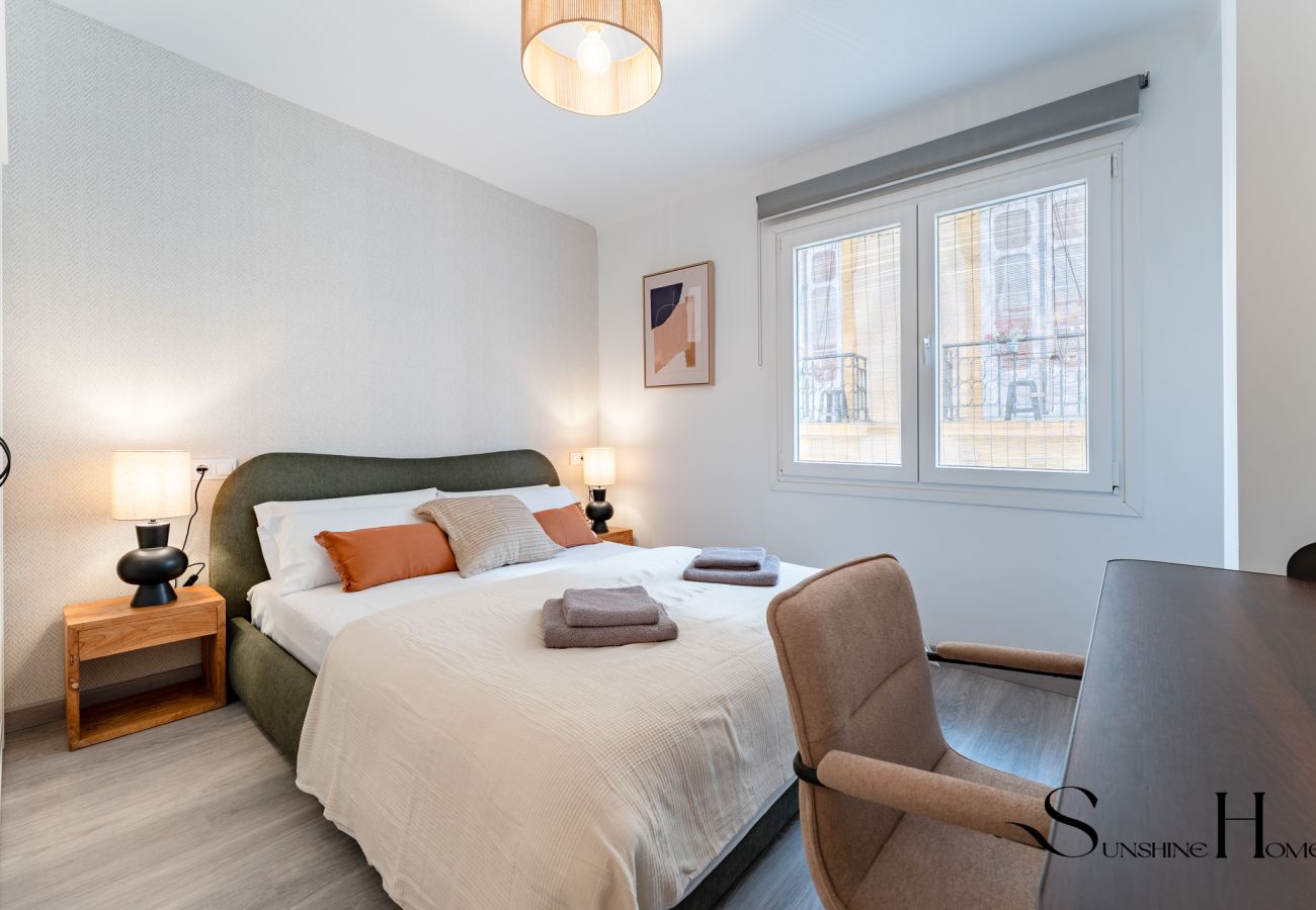 Appartement à Malaga - Appartement moderne 2 chambres dans le centre historique de Málaga – Tout à pied REF068