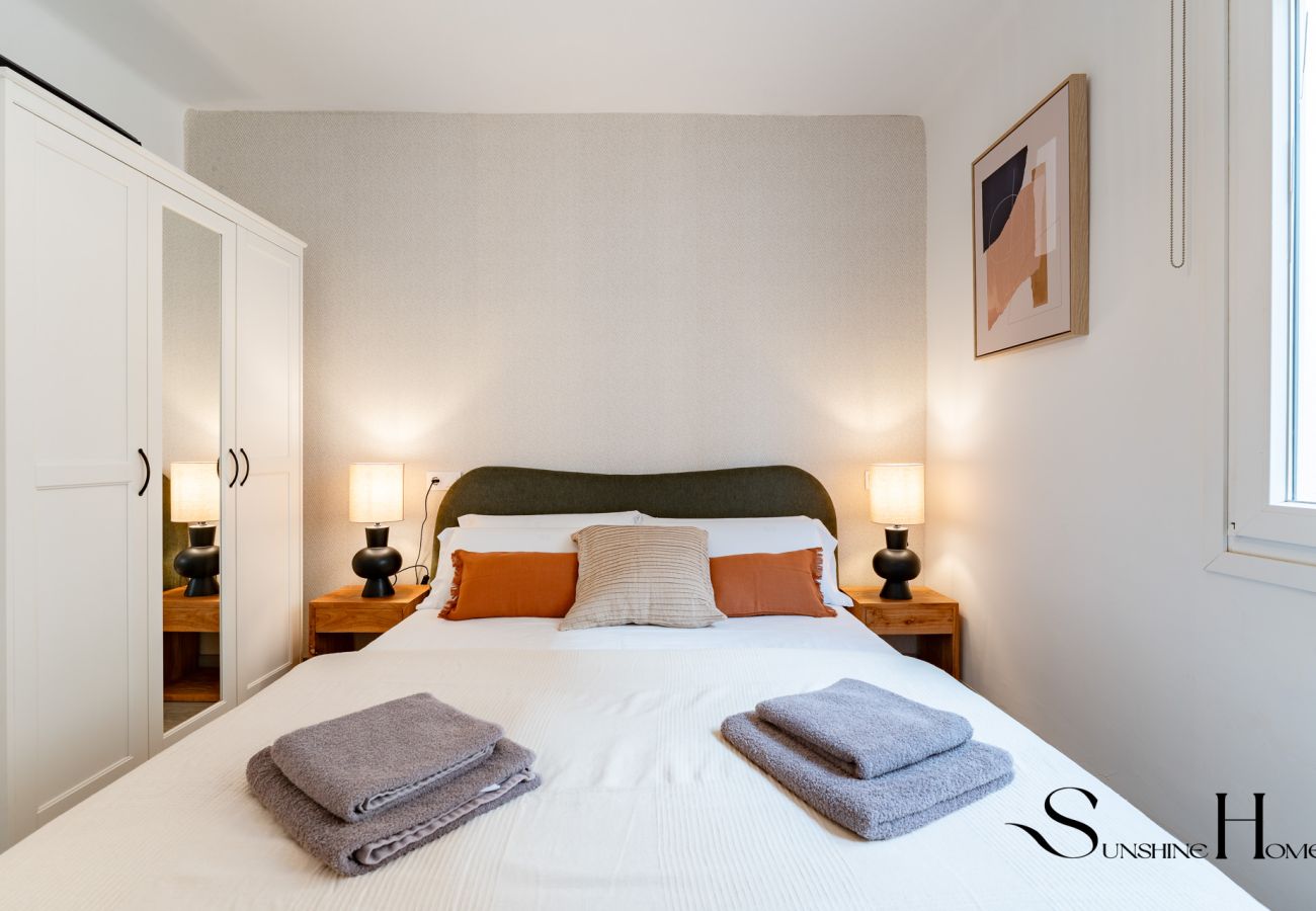 Appartement à Malaga - Appartement moderne 2 chambres dans le centre historique de Málaga – Tout à pied REF068