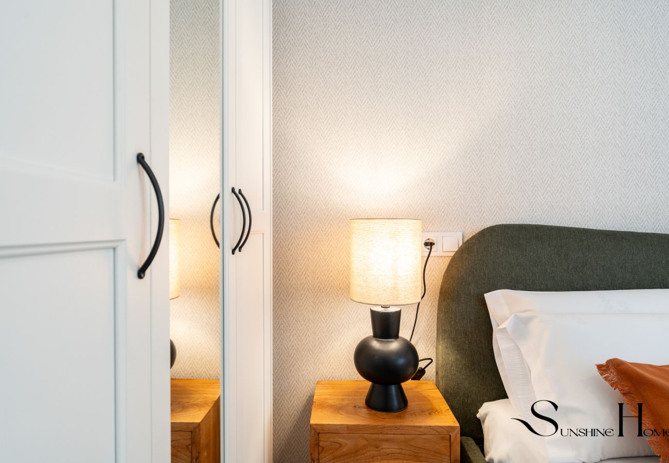 Appartement à Malaga - Appartement moderne 2 chambres dans le centre historique de Málaga – Tout à pied REF068