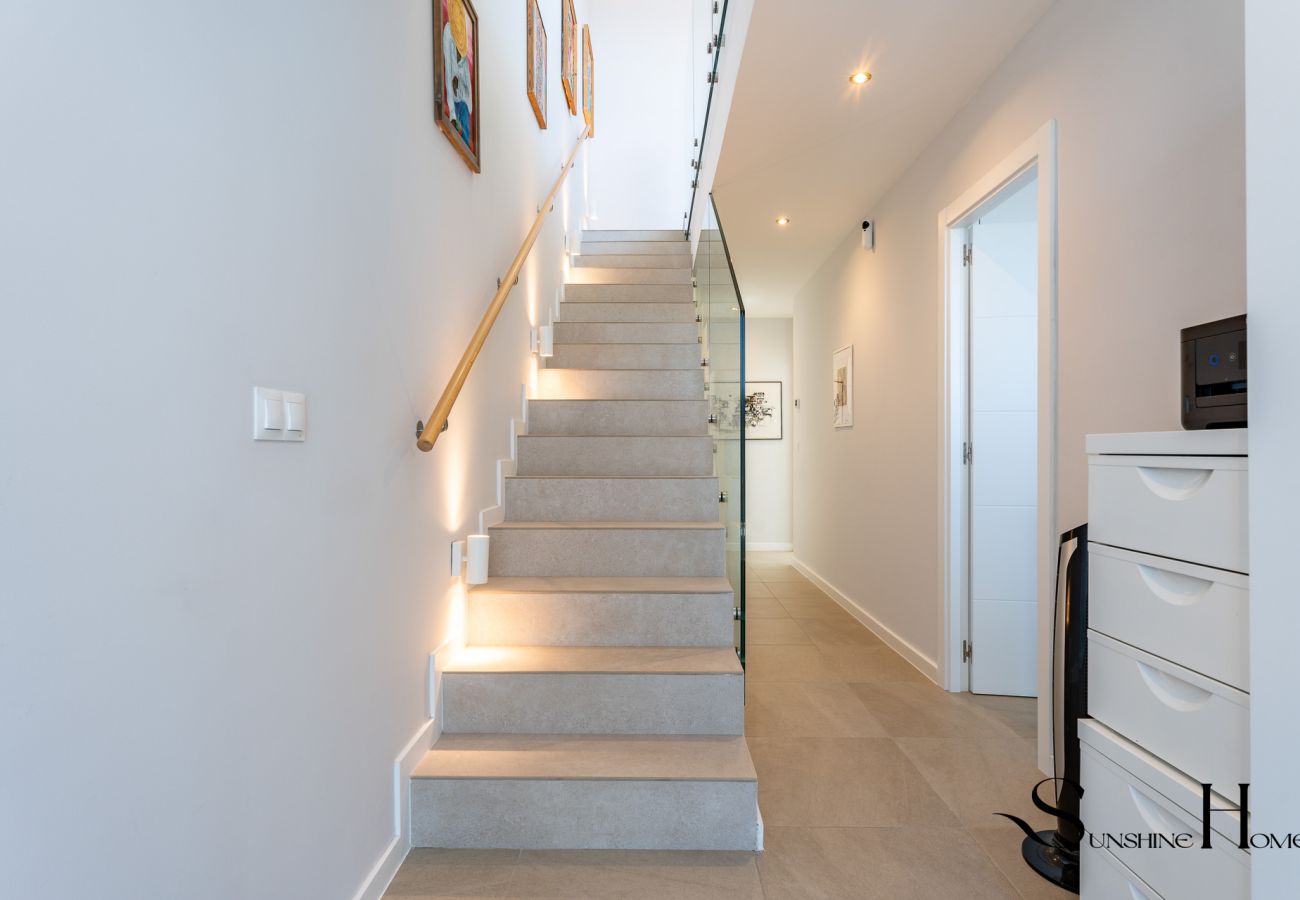 Maison mitoyenne à Mijas - Luxury 2Bed Villa in Mijas – Sea View, Pool  REF901