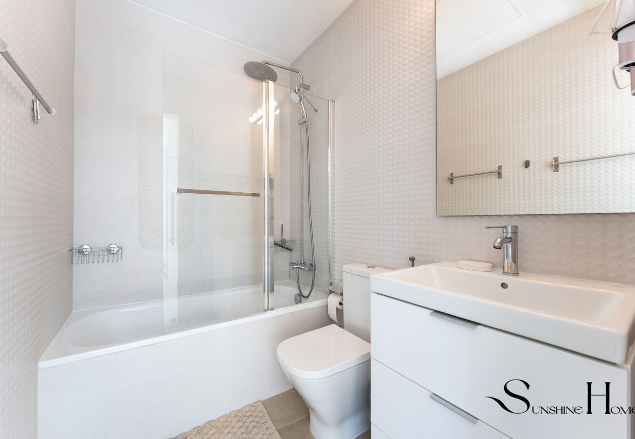 Maison mitoyenne à Mijas - Luxury 2Bed Villa in Mijas – Sea View, Pool  REF901