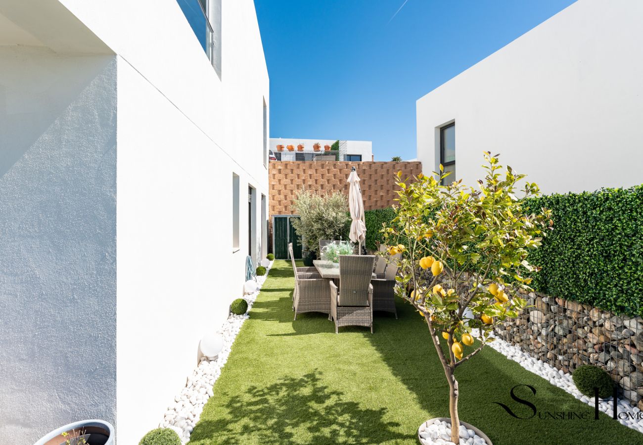 Maison mitoyenne à Mijas - Luxury 2Bed Villa in Mijas – Sea View, Pool  REF901