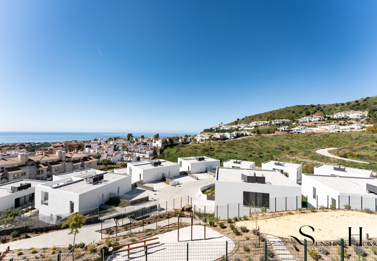 Maison mitoyenne à Mijas - Luxury 2Bed Villa in Mijas – Sea View, Pool  REF901