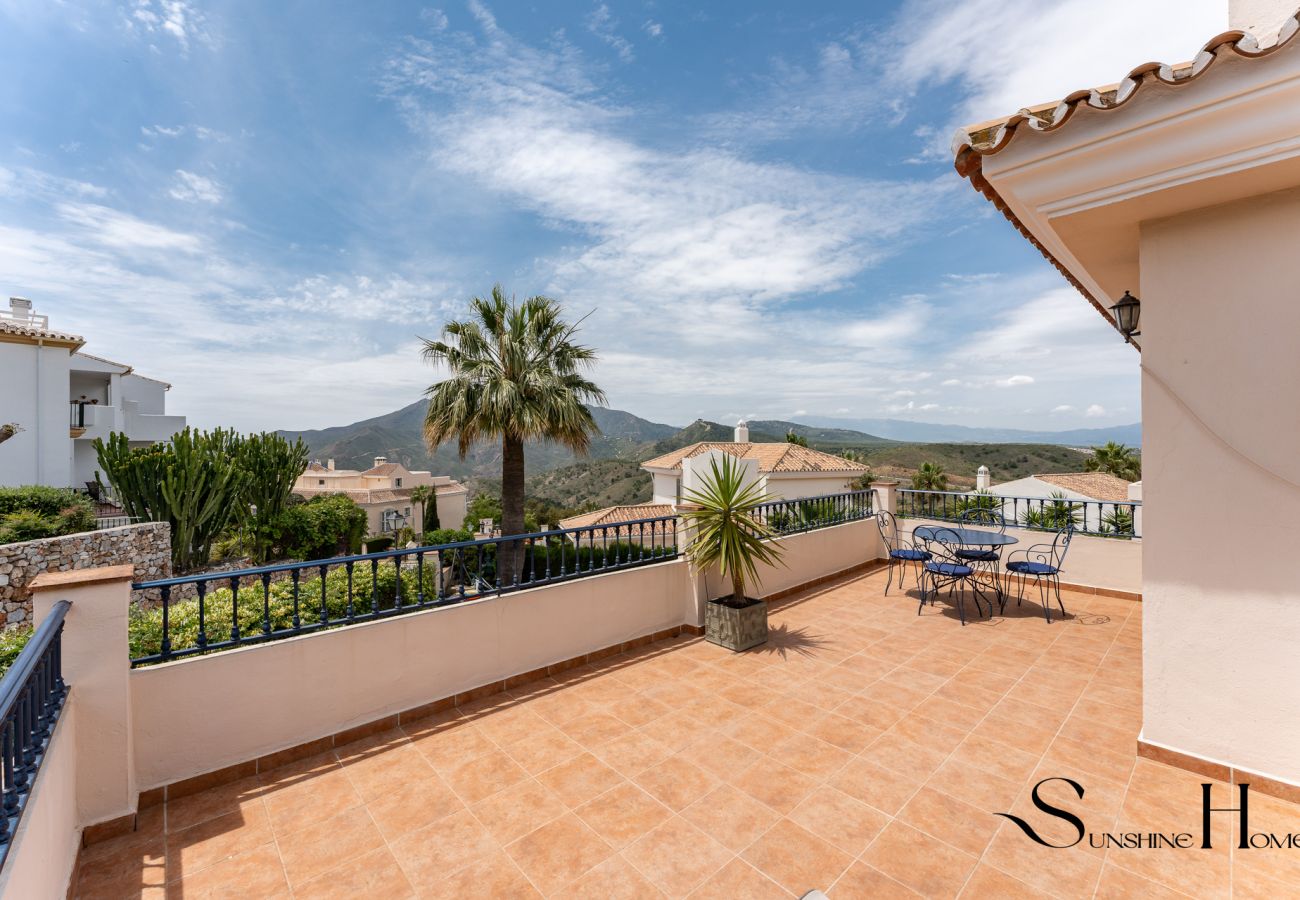 Villa à Alhaurín el Grande - Luxury 3BR Villa by Alhaurín Golf w/ Heated Pool REF011