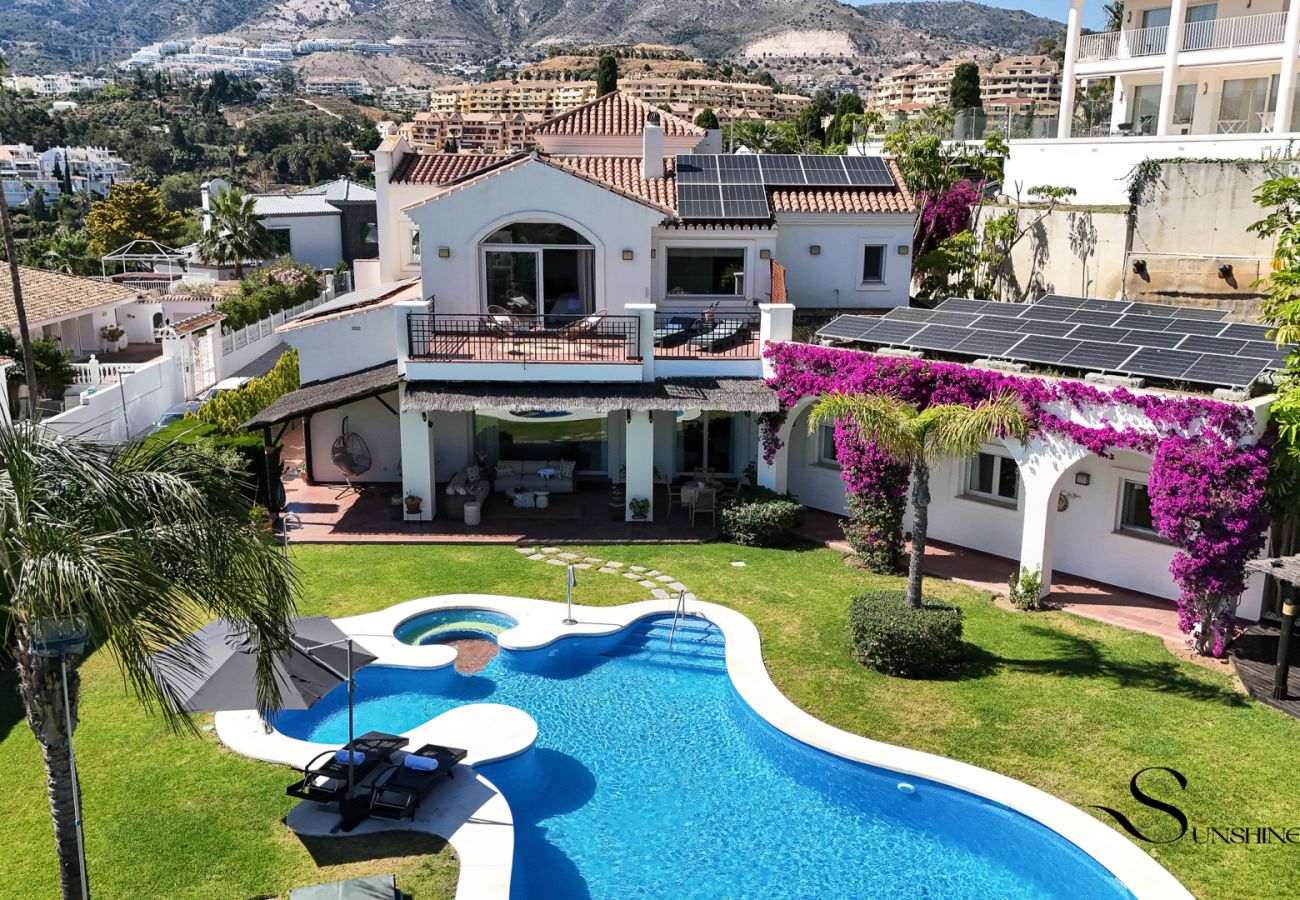 Villa à Benalmádena - Villa Luxe 5 Ch. Benalmádena | Piscine & Jacuzzi REF073
