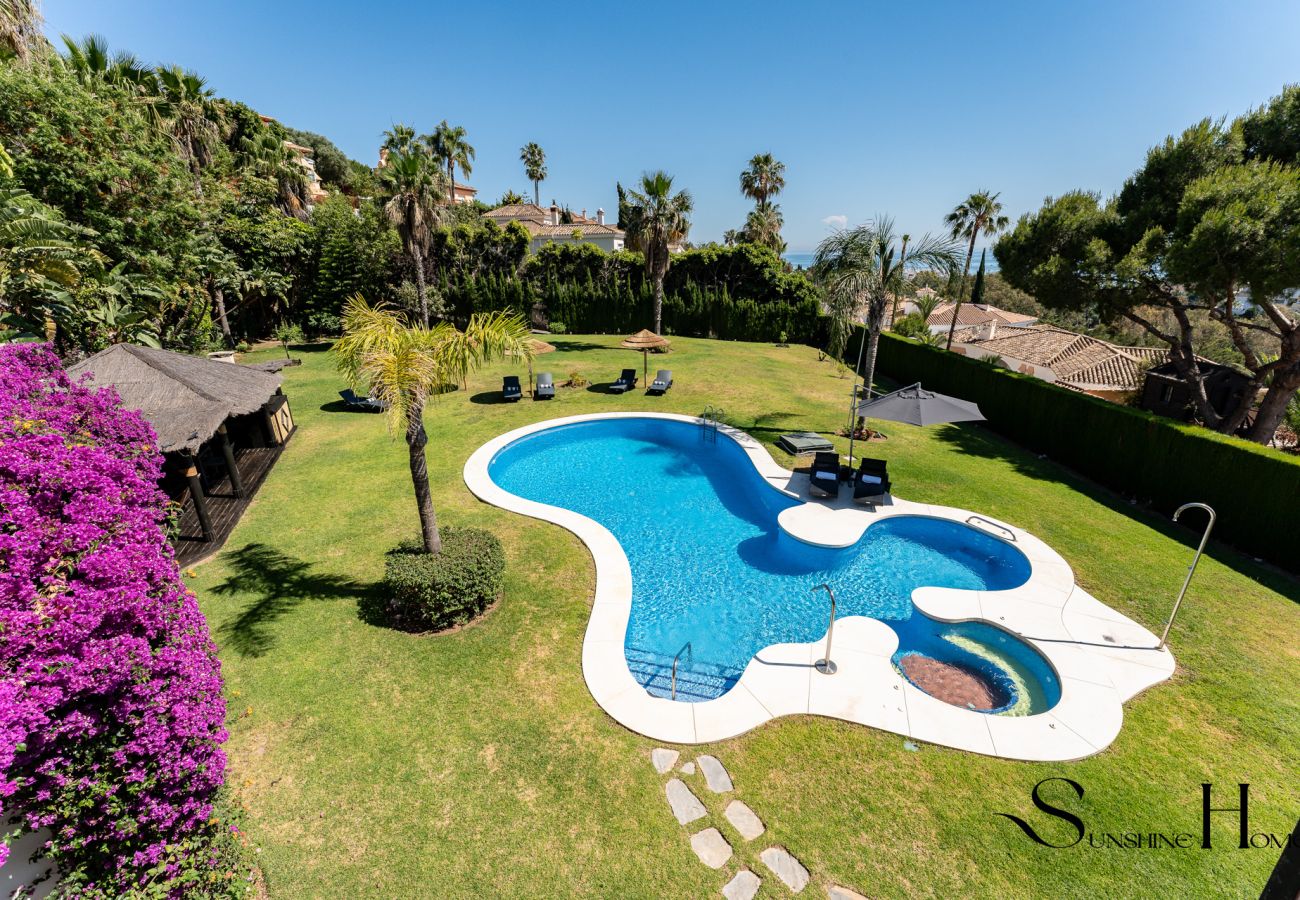 Villa à Benalmádena - Villa Luxe 5 Ch. Benalmádena | Piscine & Jacuzzi REF073