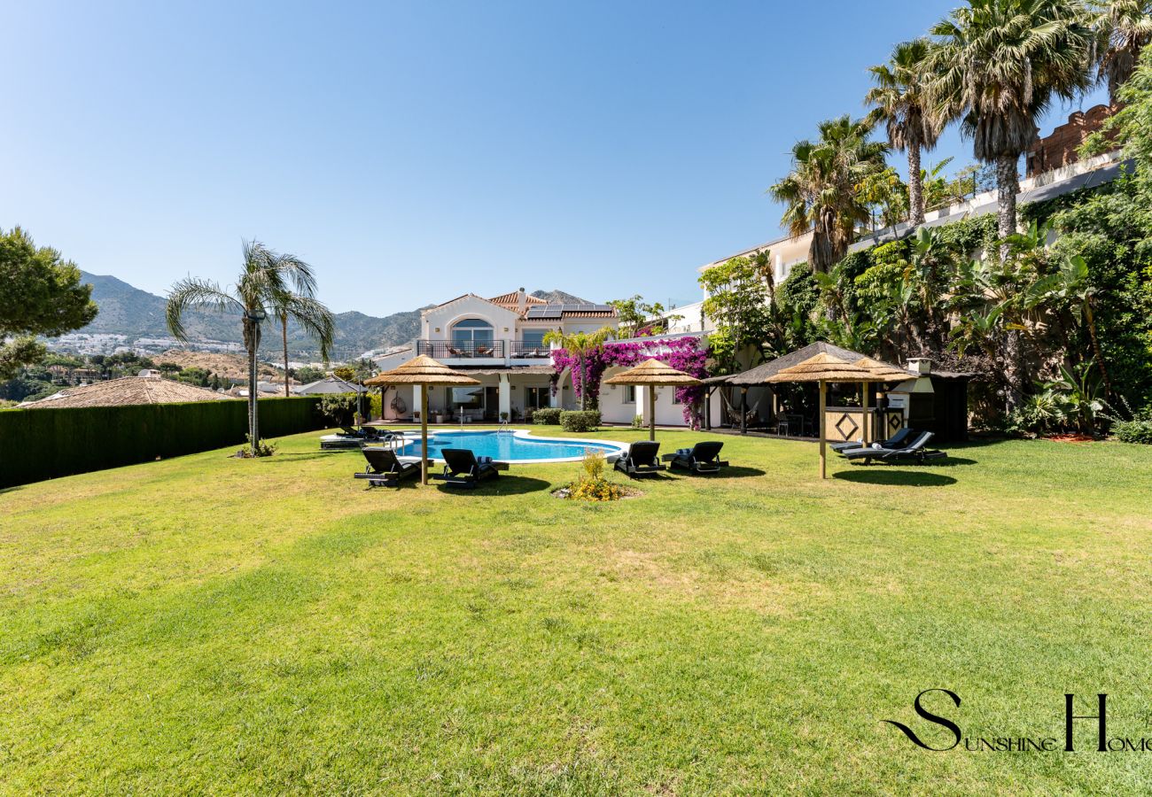Villa à Benalmádena - Villa Luxe 5 Ch. Benalmádena | Piscine & Jacuzzi REF073