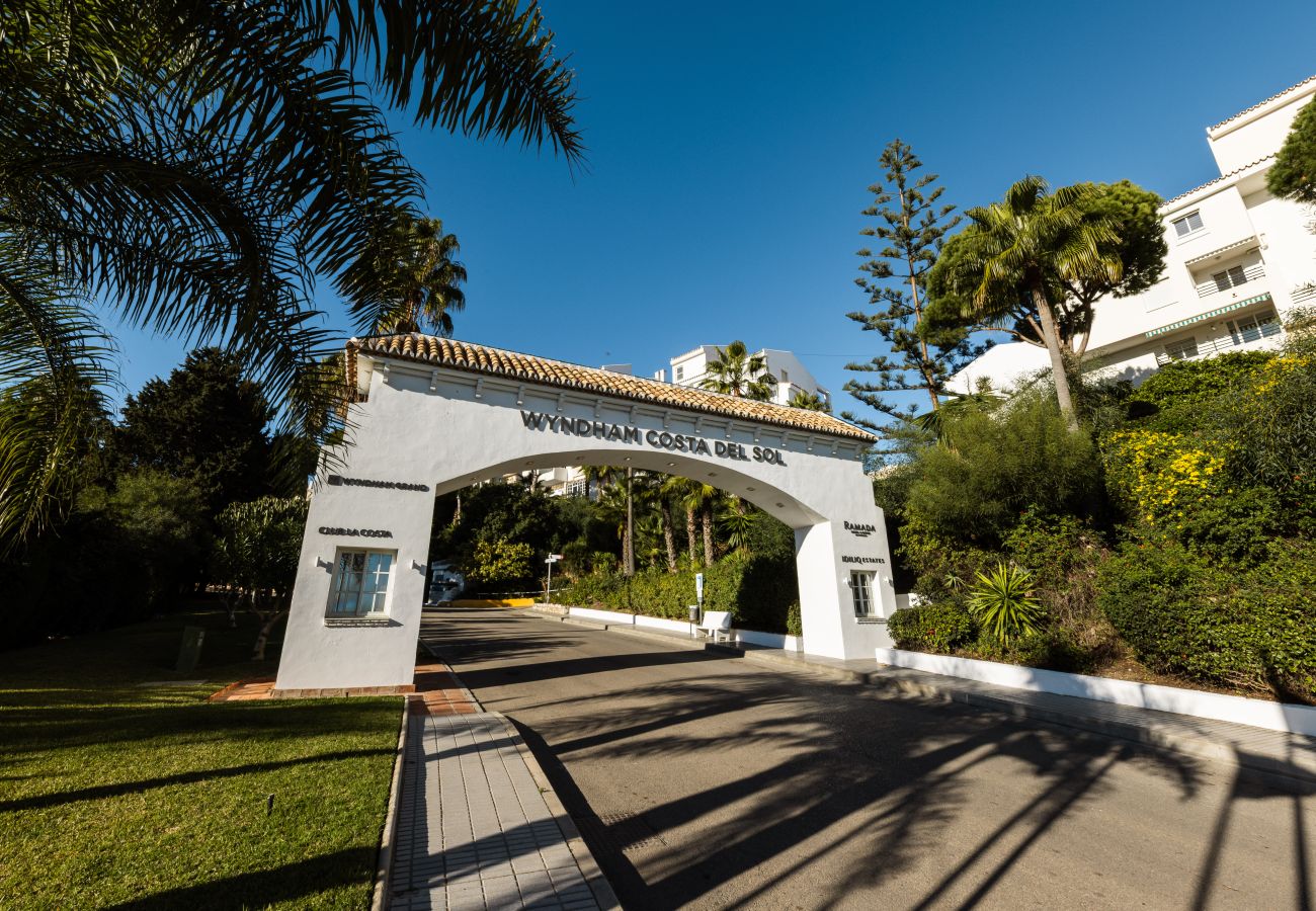 Appartement à Mijas Costa - Wyndham Beach & Pool Getaway 