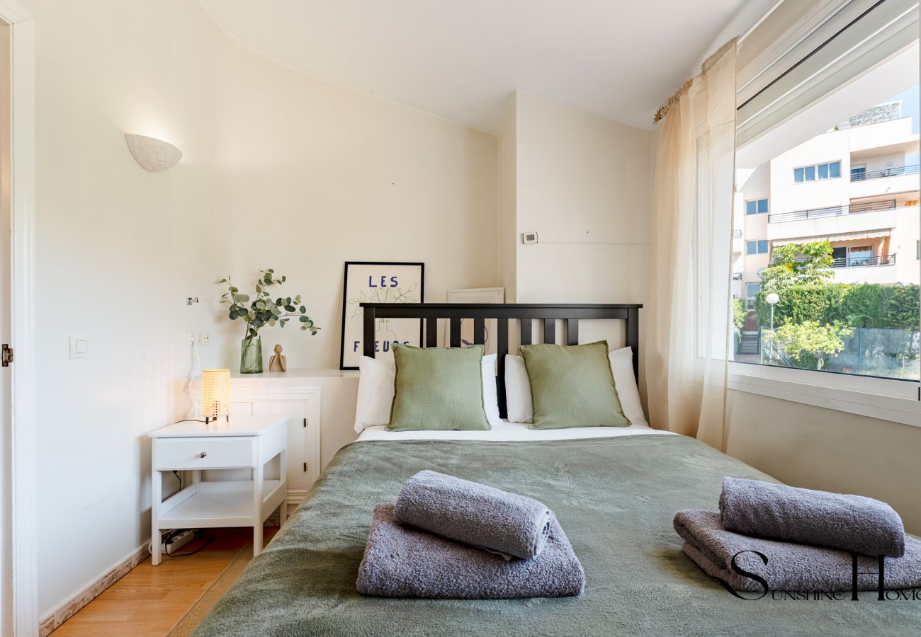 Appartement à Benalmádena - 4 Bed Townhouse, Sauna, Pool, Sea Views