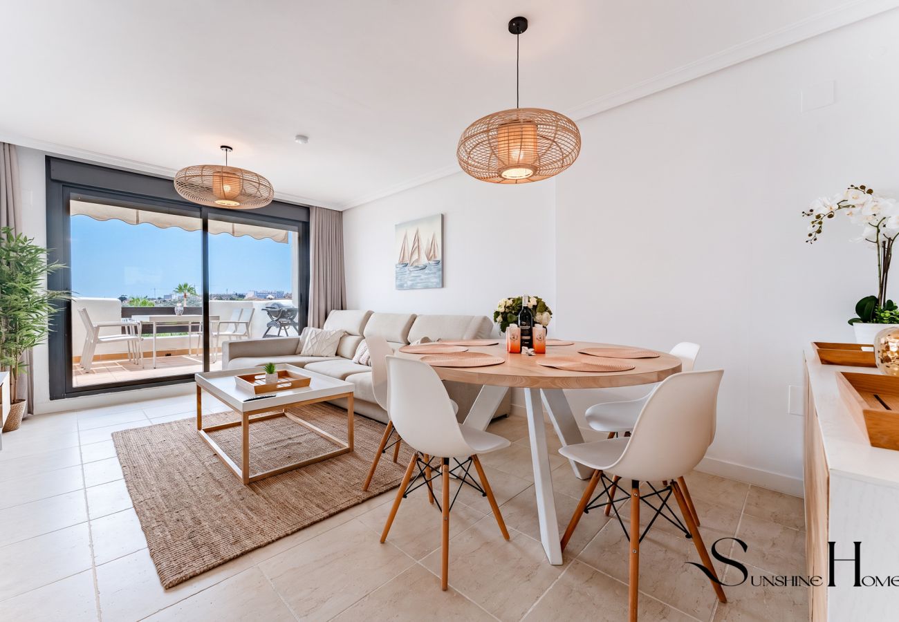 Appartement à Estepona - Estepona Duplex with BBQ & Jacuzzi