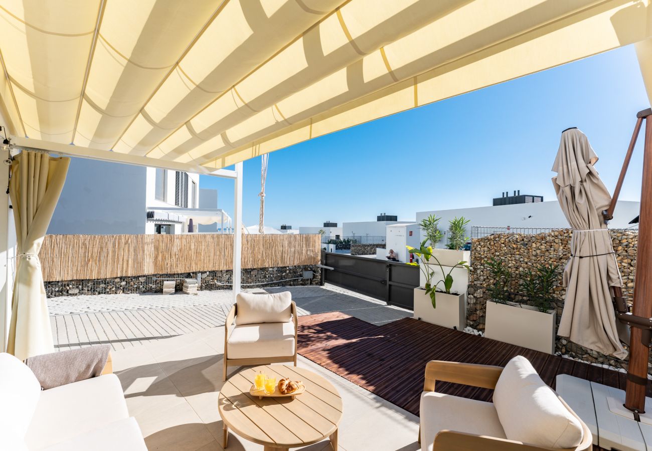 Maison mitoyenne à Mijas - Luxury 4Bed Villa in Mijas – Sea View, Pool REF083