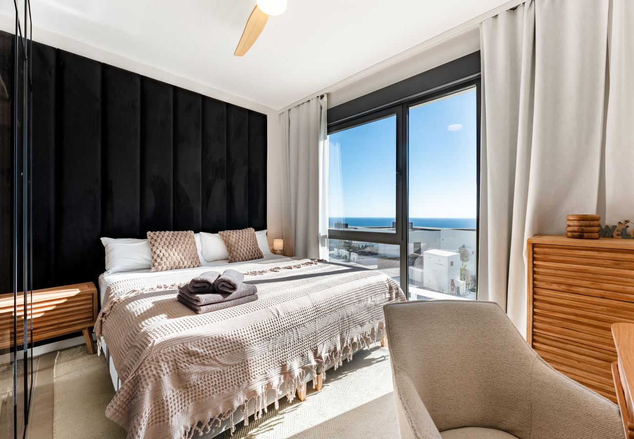 Maison mitoyenne à Mijas - Luxury 4Bed Villa in Mijas – Sea View, Pool REF083