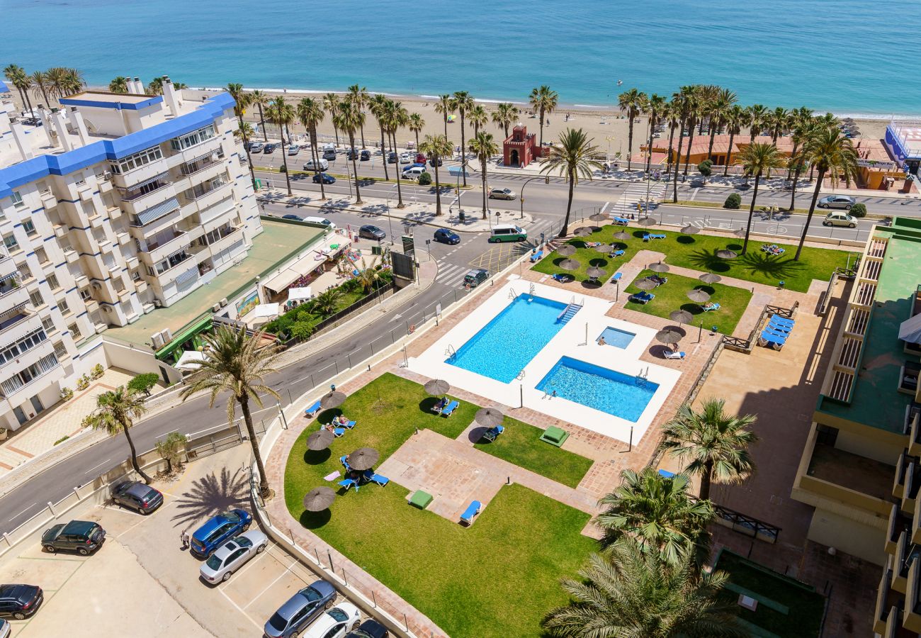 Studio in Benalmádena - Amazing views Beachfront Apartment with Swimming Pool