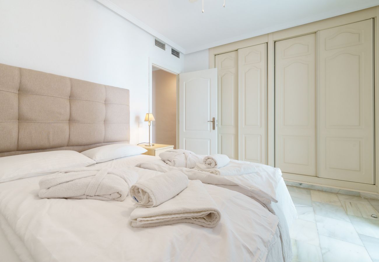 Townhouse in Benalmádena - Beautiful views family townhouse steps from the BEACH