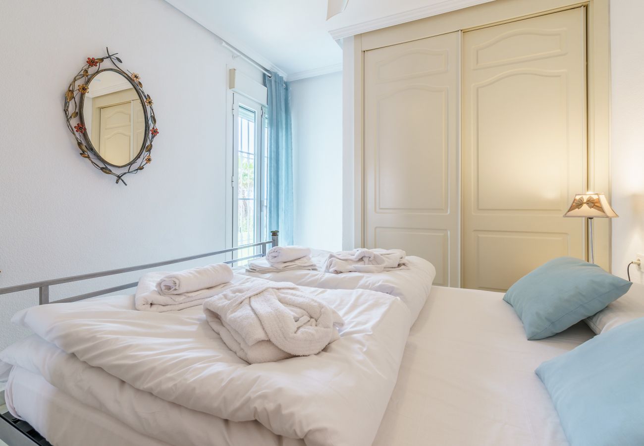 Townhouse in Benalmádena - Beautiful views family townhouse steps from the BEACH
