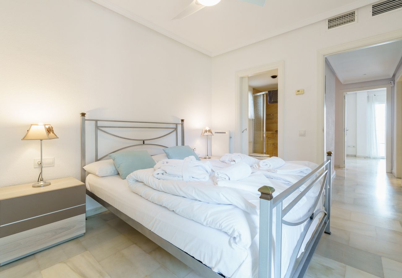 Townhouse in Benalmádena - Beautiful views family townhouse steps from the BEACH