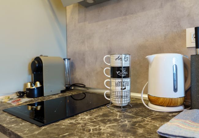 Apartment in Benalmádena - 2nd line from the beach , seaviews + parking &pool Apartment in Benalmádena - 2nd line from the beach , seaviews + parking &pool