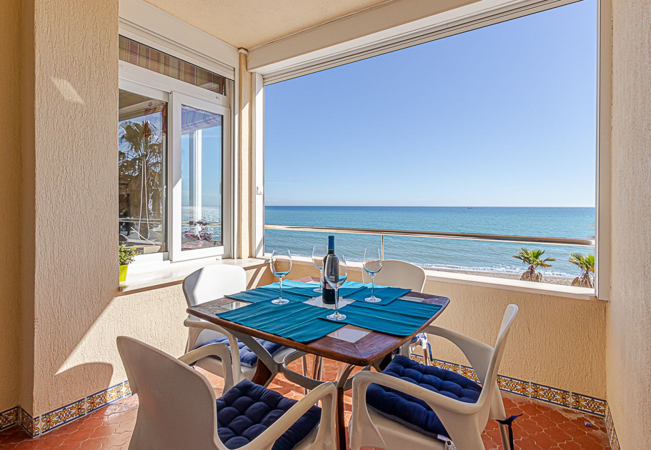 Apartment in Torremolinos - Fantastic Views > On the Beach > Best Location !