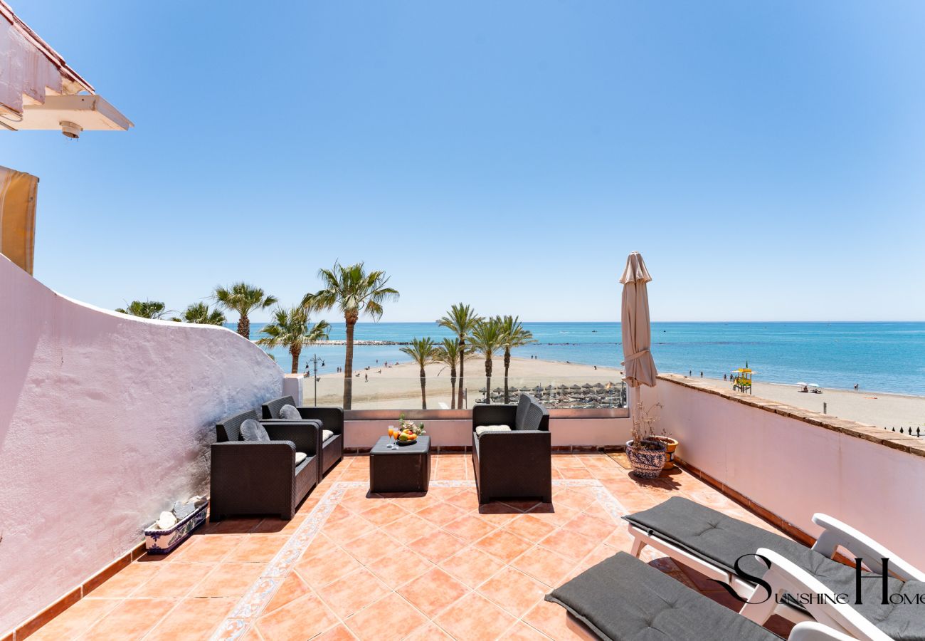 Apartment in Benalmádena - Living On The BEACH , First Line + Big Terrace Best Views