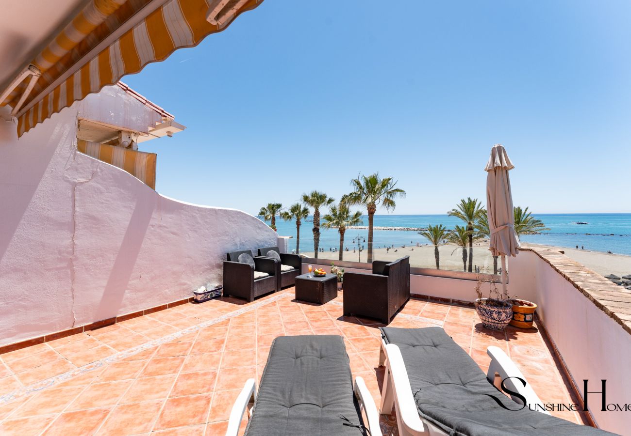 Apartment in Benalmádena - Living On The BEACH , First Line + Big Terrace Best Views