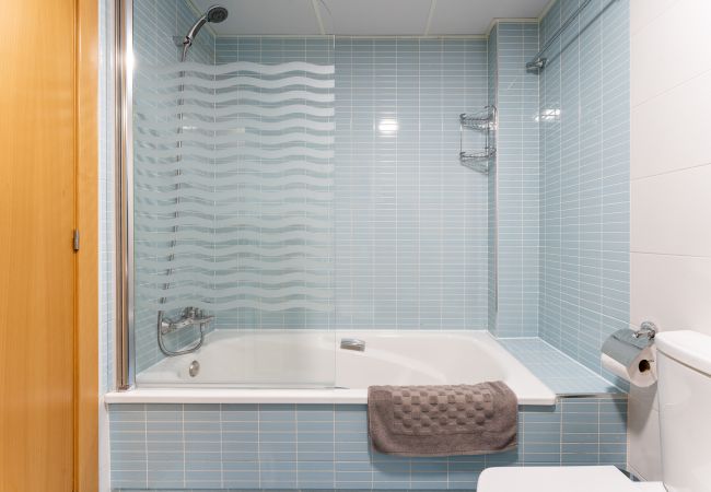 Apartment in Benalmádena - Spacious 2bed family apartment in Puerto Marina Apartment in Benalmádena - Spacious 2bed family apartment in Puerto Marina