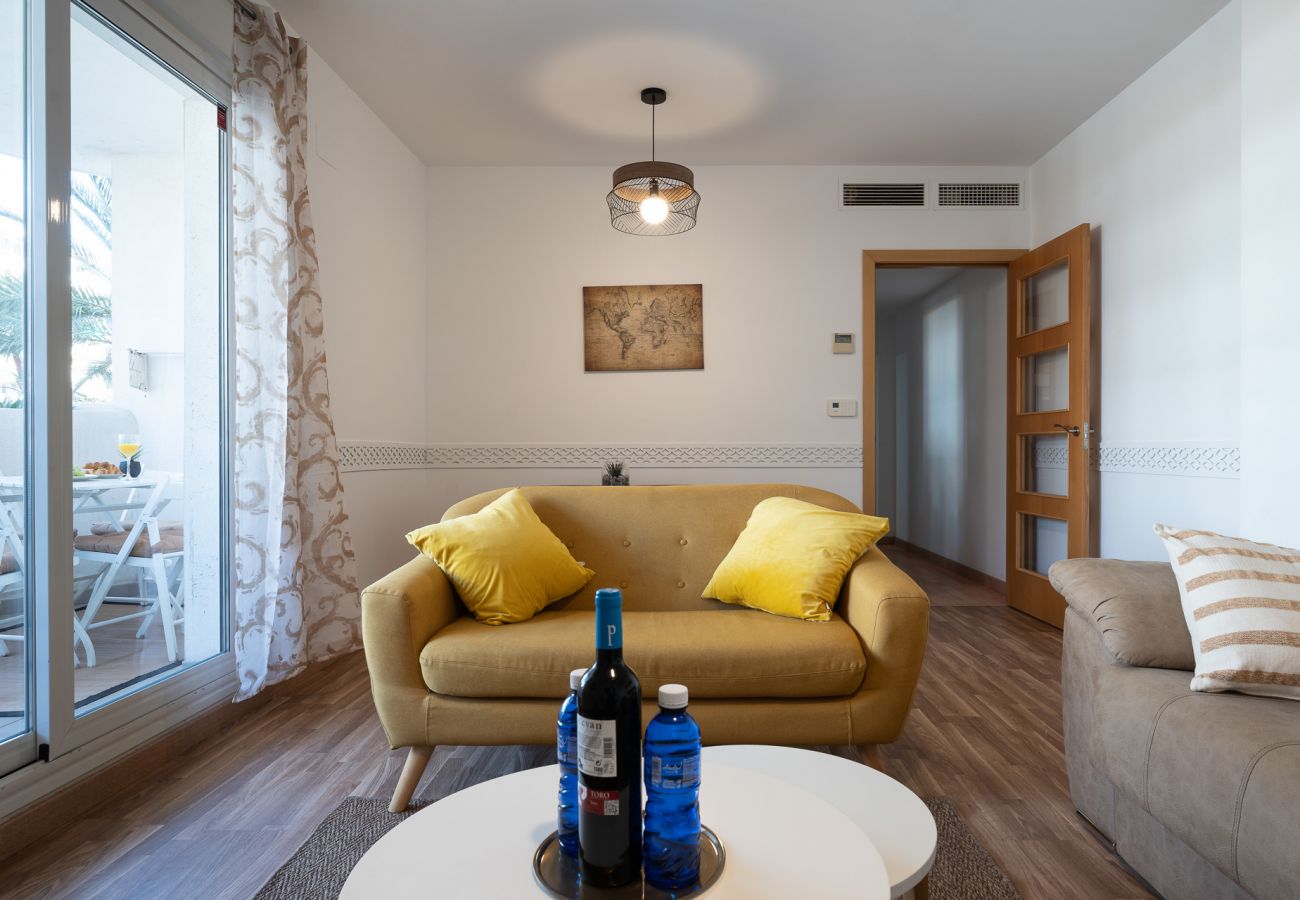Apartment in Benalmádena - Spacious 2bed family apartment in Puerto Marina