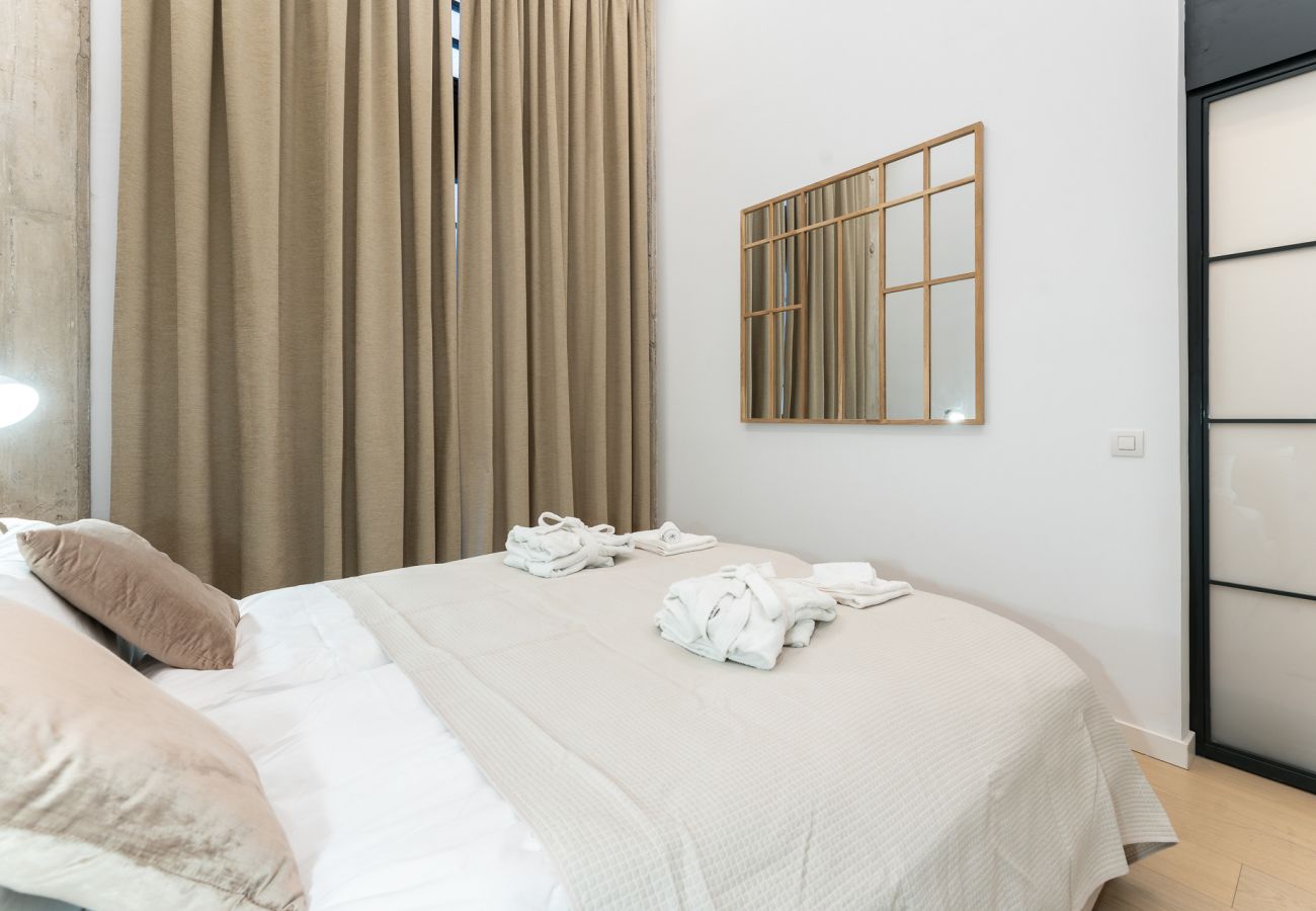 Apartment in Málaga - High ceiling gem in heart of Malaga's historic district