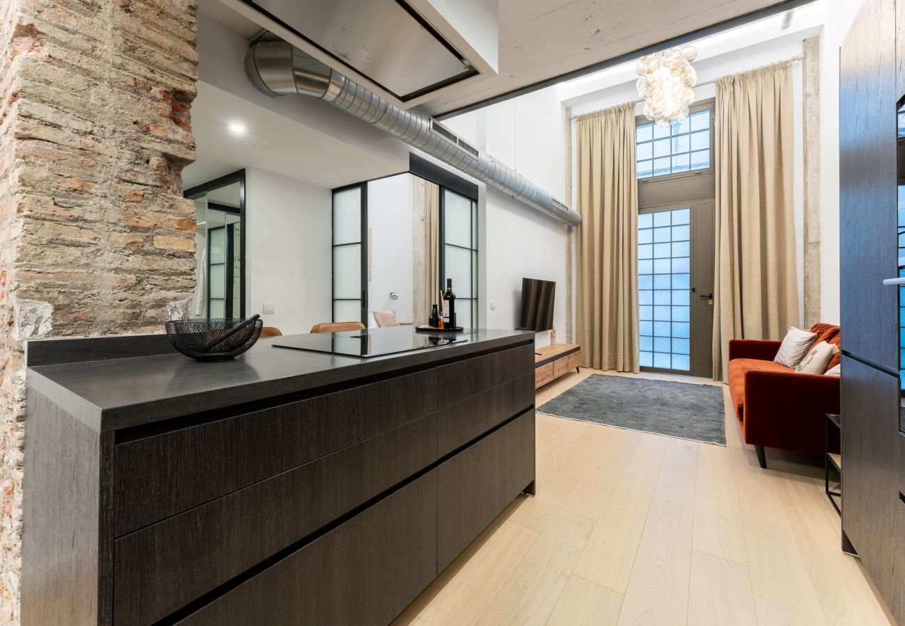 Apartment in Málaga - High ceiling gem in heart of Malaga's historic district