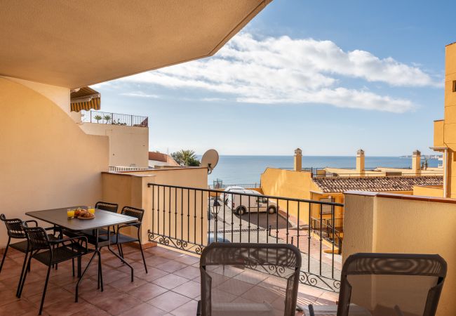 in Benalmádena - Beachside Retreat with Private Terrace and sea views
