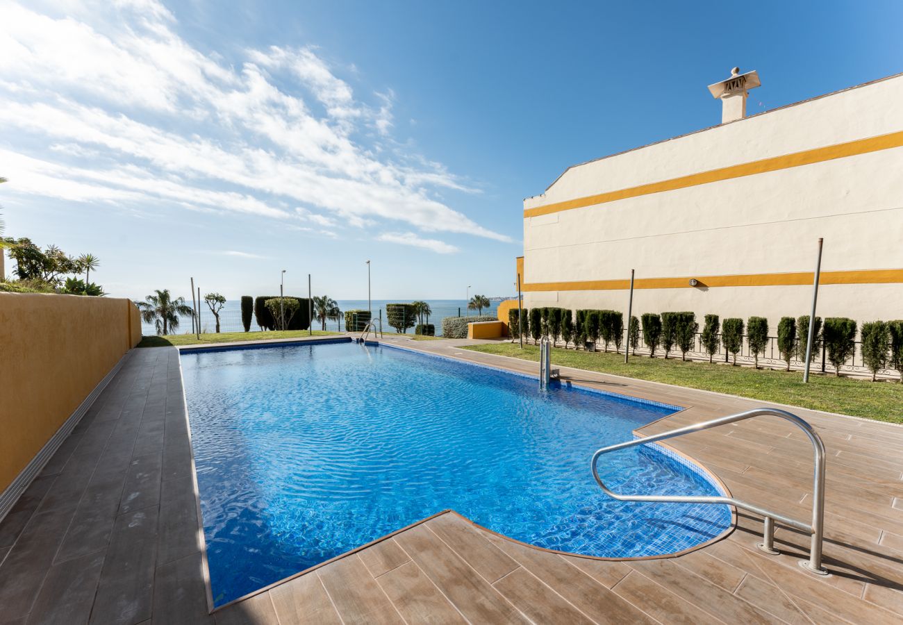 Apartment in Benalmádena - Beachside Retreat with Private Terrace