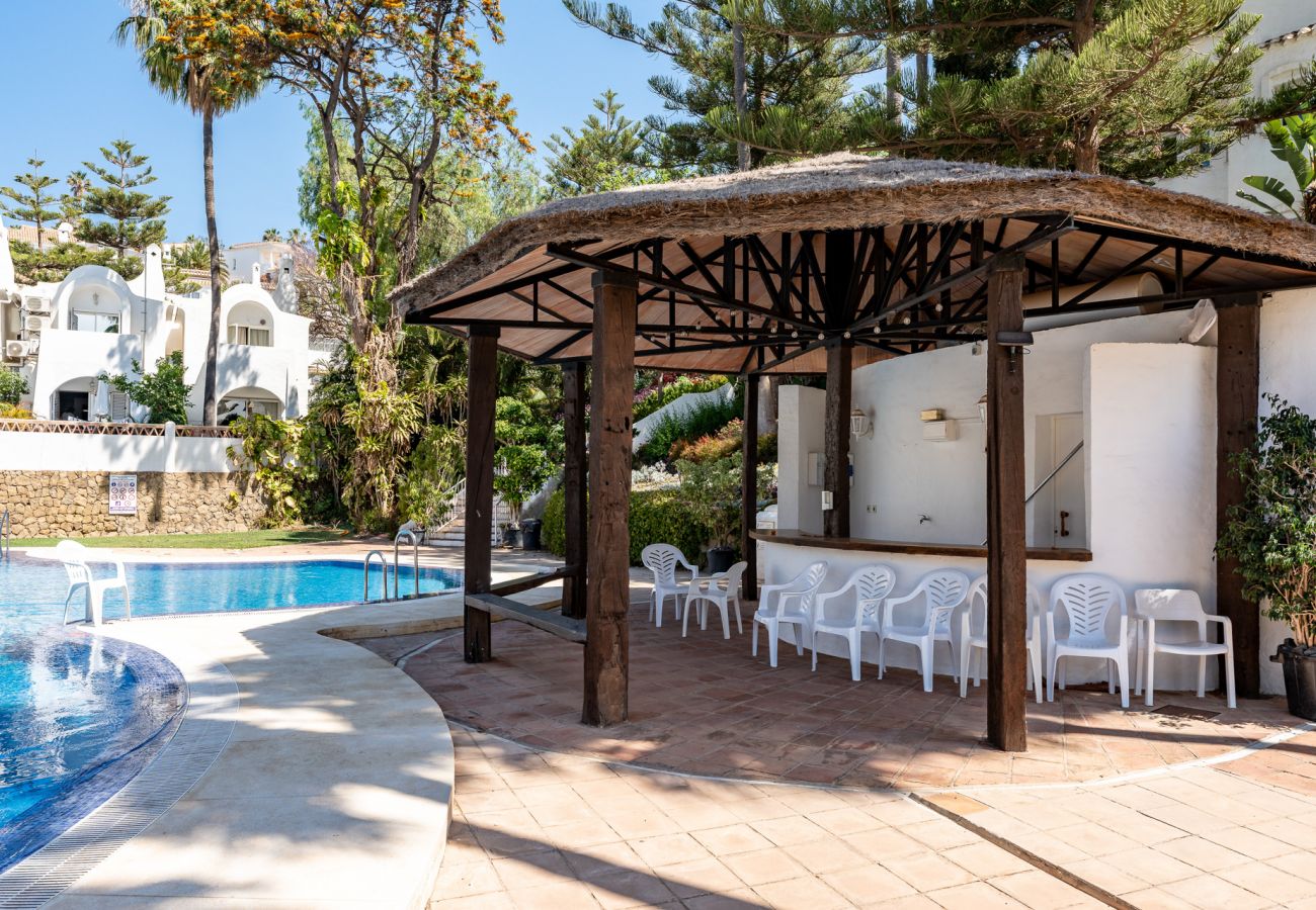 Apartment in Benalmádena - Casa Medellin Beachfront Oasis With Pool
