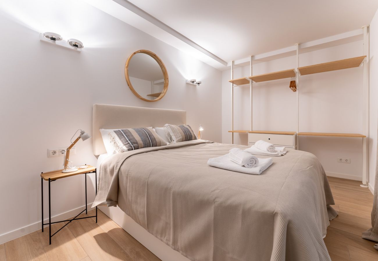 Apartment in Torremolinos - Luxury Living on the beach +Big terrace 