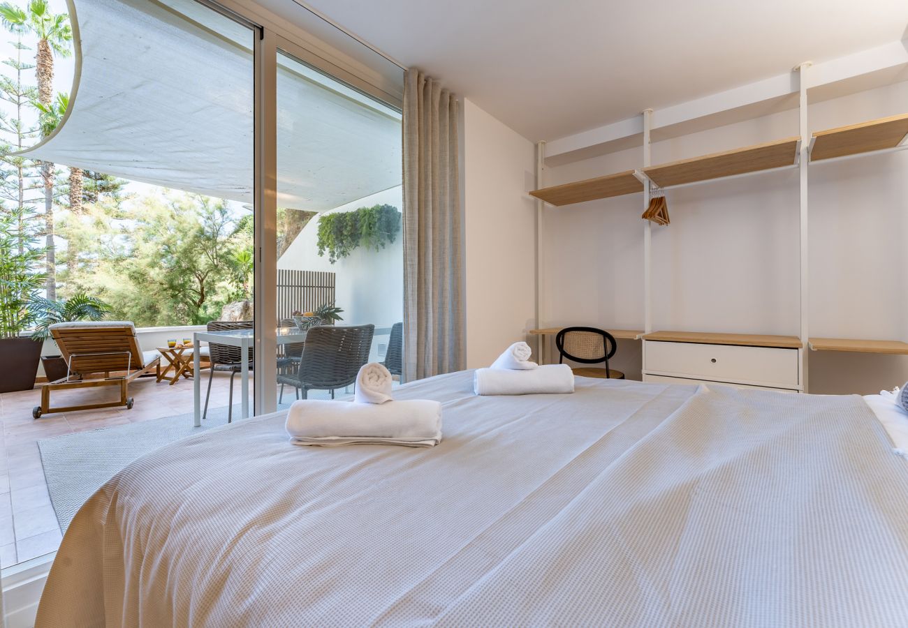 Apartment in Torremolinos - Luxury Living on the beach +Big terrace 