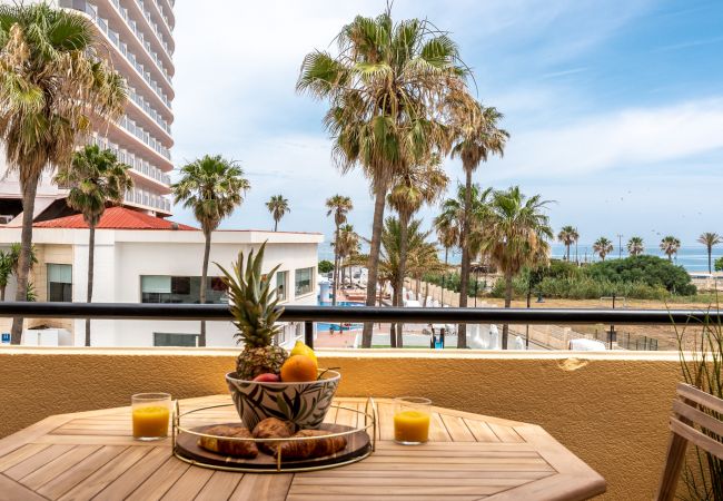 Apartment in Torremolinos - Charming apartment near beach, sea view