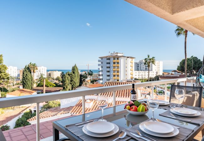 Apartment in Benalmádena - Sunny 2BR: Pool, with Terrace, and SeaView Apartment in Benalmádena - Sunny 2BR: Pool, with Terrace, and SeaView