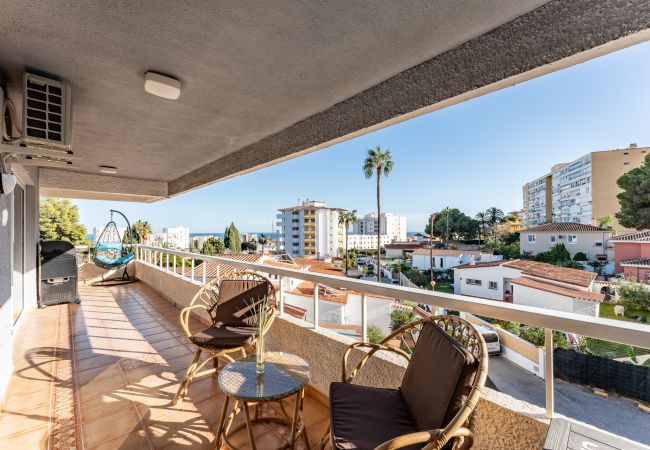Apartment in Benalmádena - Sunny 2BR: Pool, with Terrace, and SeaView Apartment in Benalmádena - Sunny 2BR: Pool, with Terrace, and SeaView