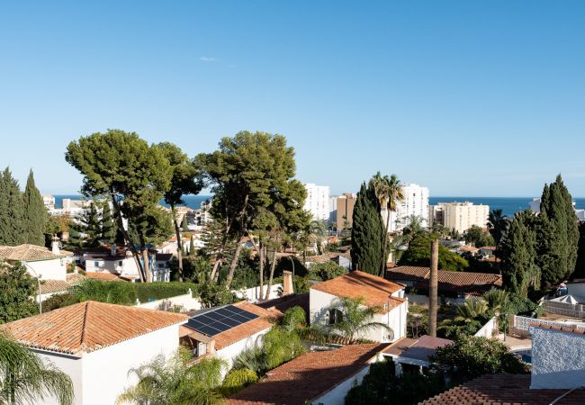 Apartment in Benalmádena - Sunny 2BR: Pool, with Terrace, and SeaView