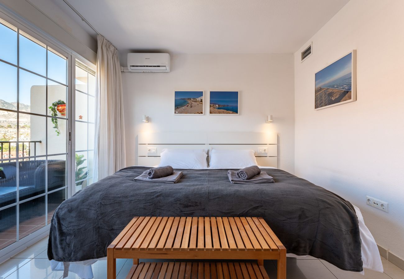 Townhouse in Benalmádena - Stylish Seaview Townhouse: 3BR, Pool, 4 Terraces,