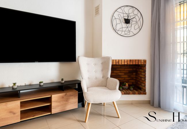 Terraced House in Benalmádena - 3Bd townhouse Jacuzzi , Sea view , pool , private garage  Terraced House in Benalmádena - 3Bd townhouse Jacuzzi , Sea view , pool , private garage