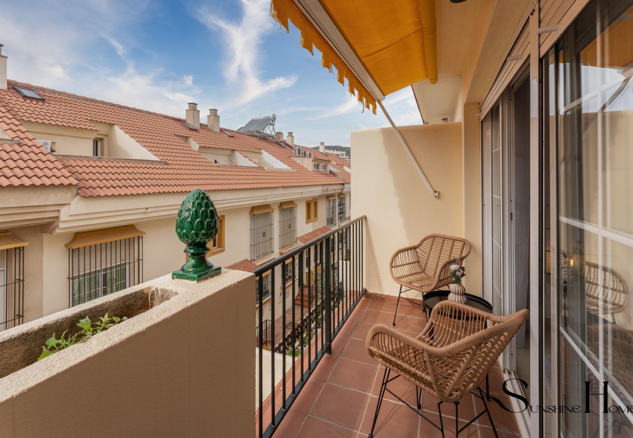 Townhouse in Benalmádena - 3Bd townhouse Jacuzzi , Sea view , pool , private garage 