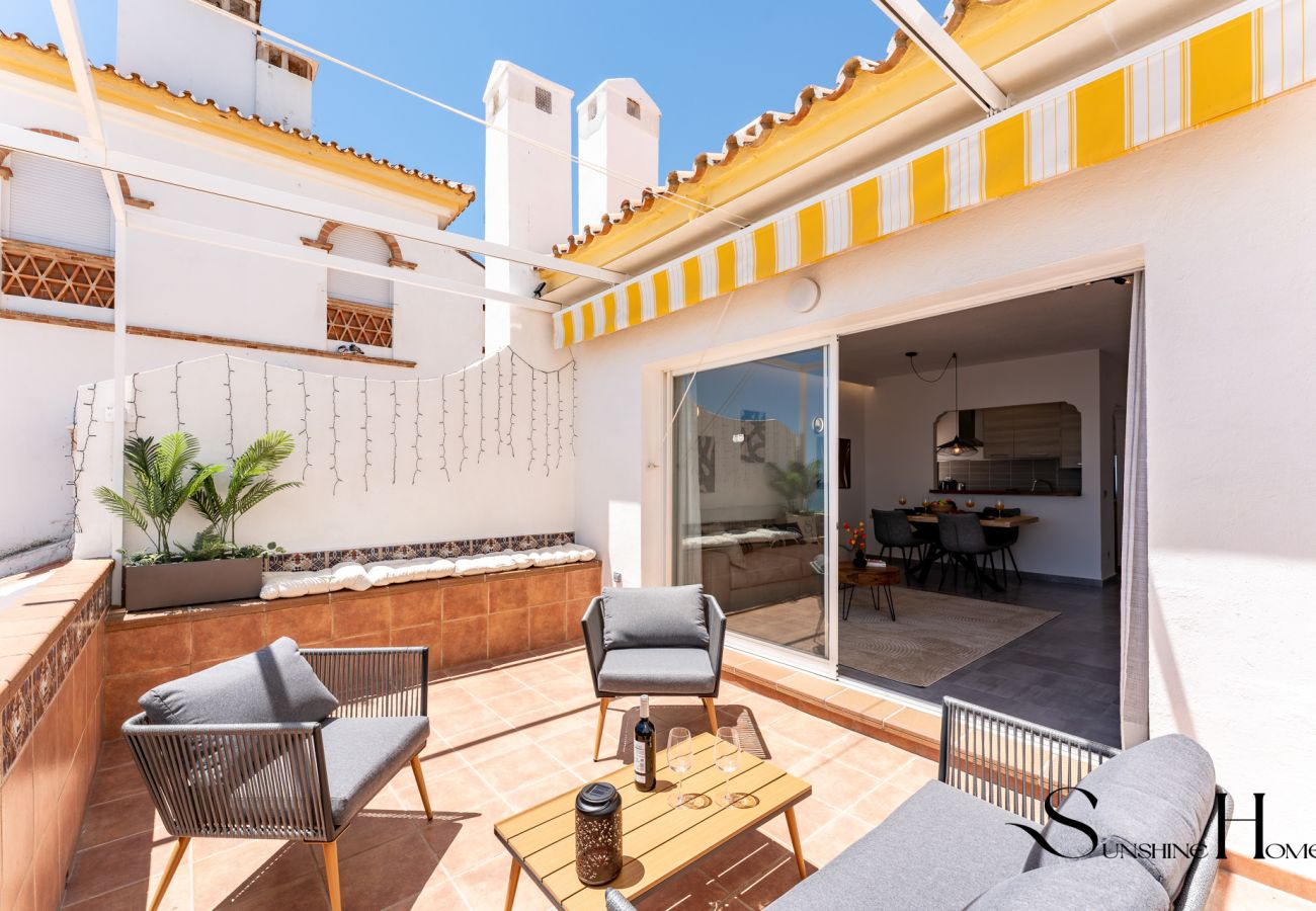 Apartment in Benalmádena - 2bed beach apartment , first line lux with parking