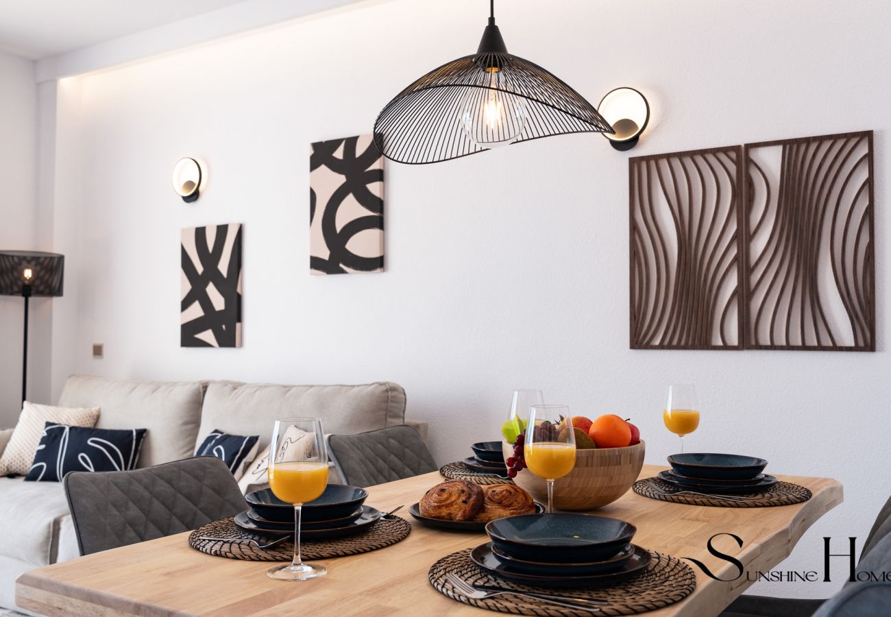 Apartment in Benalmádena - 2bed beach apartment , first line lux with parking