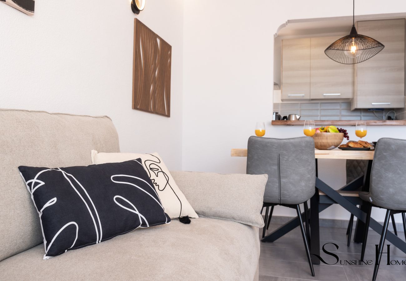 Apartment in Benalmádena - 2bed beach apartment , first line lux with parking