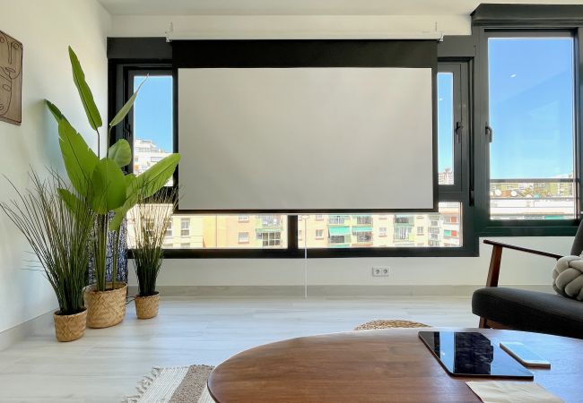 Apartment in Torremolinos - Exquisite Central 2 Bedroom apt, Pool, Views Apartment in Torremolinos - Exquisite Central 2 Bedroom apt, Pool, Views