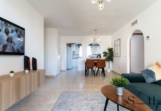 Apartment in Benalmádena - Coastal 2BR Apartment, Parking, Pool Apartment in Benalmádena - Coastal 2BR Apartment, Parking, Pool