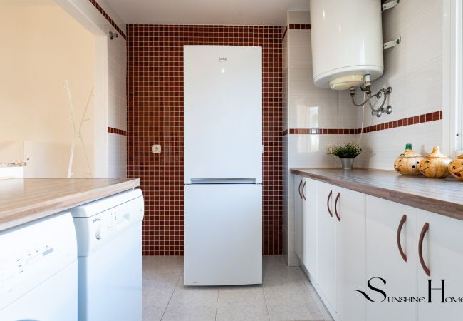 Apartment in Benalmádena - Coastal 2BR Apartment, Parking, Pool Apartment in Benalmádena - Coastal 2BR Apartment, Parking, Pool