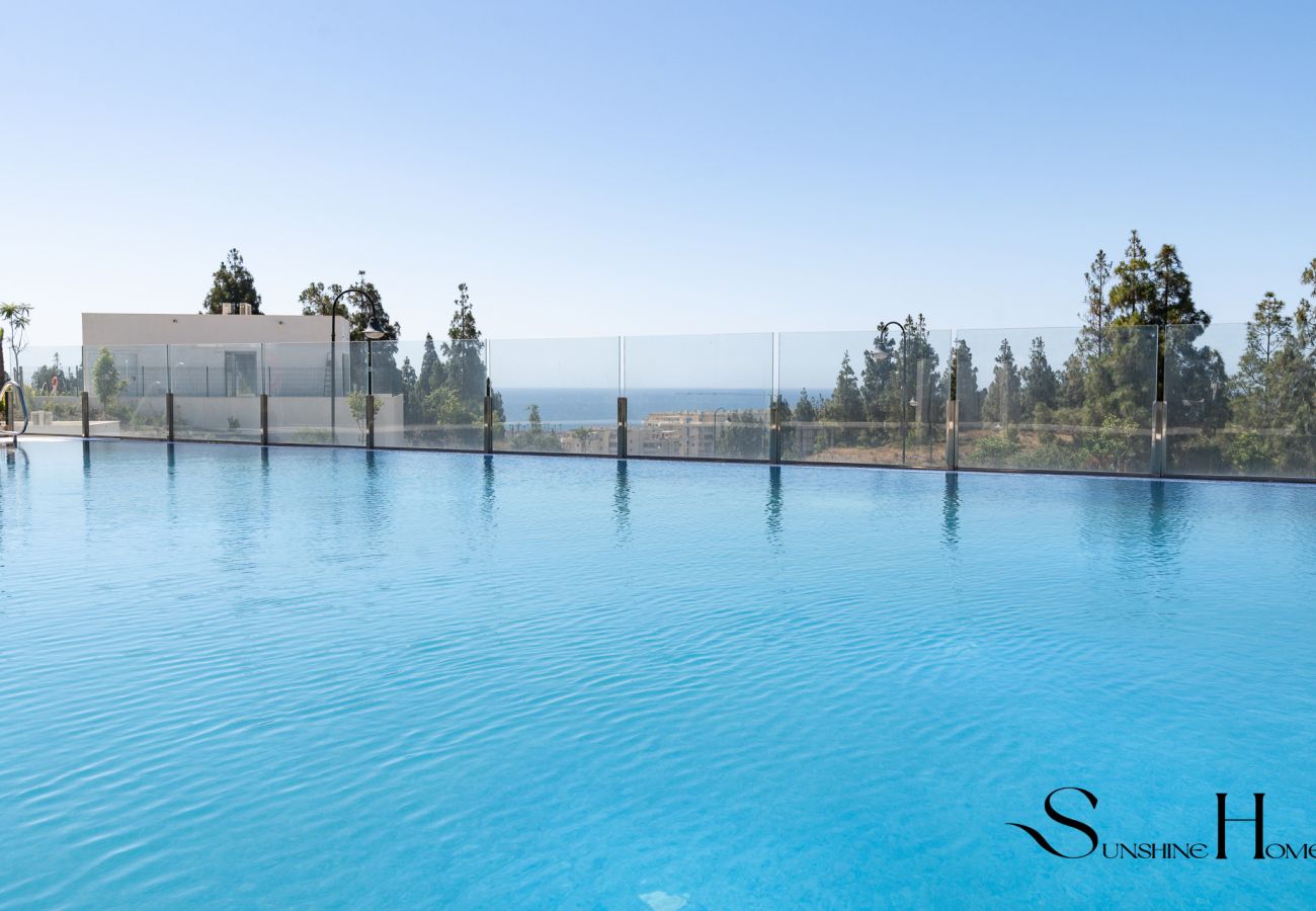 Apartment in Mijas Costa - Luxury 2-Bedroom Apartment | Pools, Sauna, Gym & More!