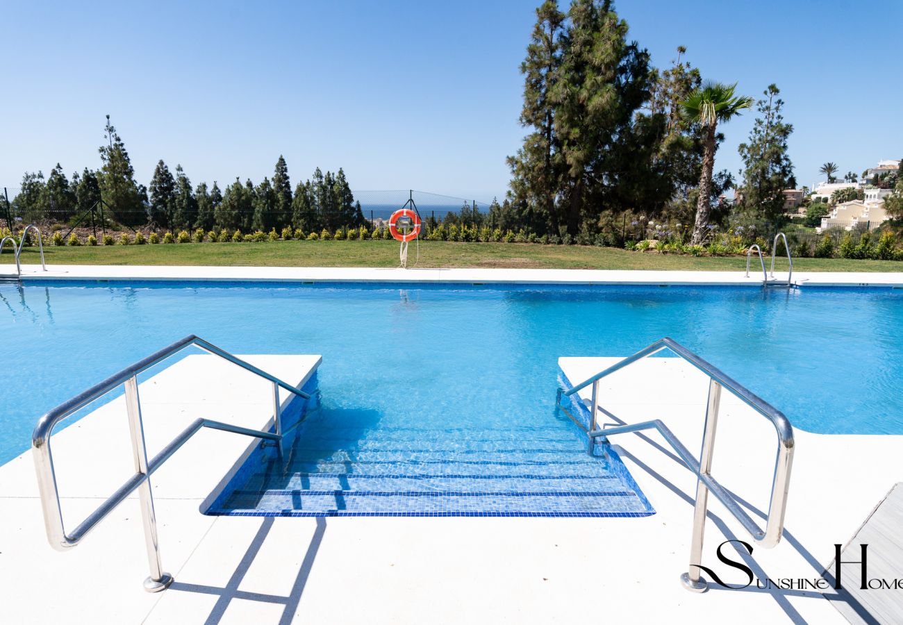 Apartment in Mijas Costa - Luxury 2-Bedroom Apartment | Pools, Sauna, Gym & More!