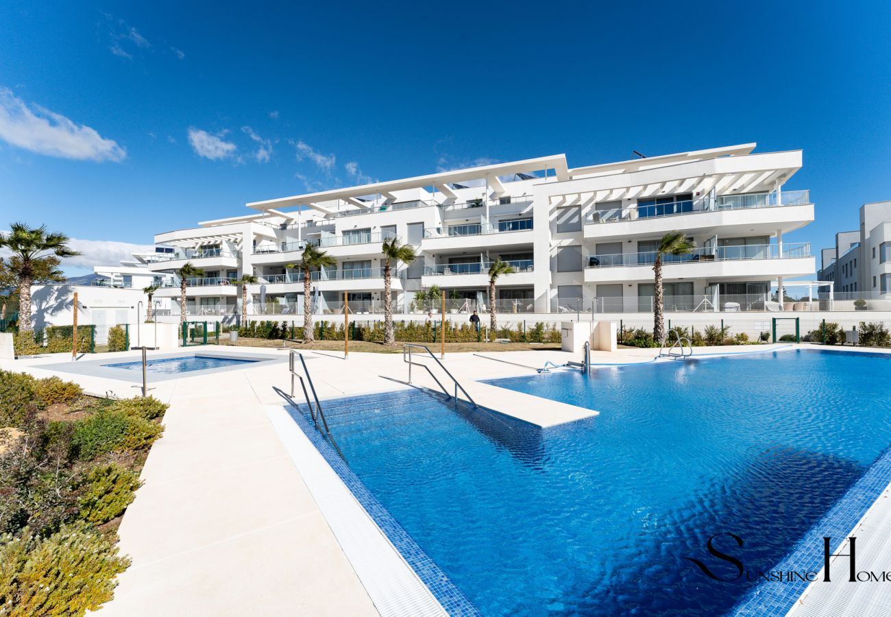 Apartment in Mijas Costa - Luxury 2-Bedroom Apartment | Pools, Sauna, Gym & More!